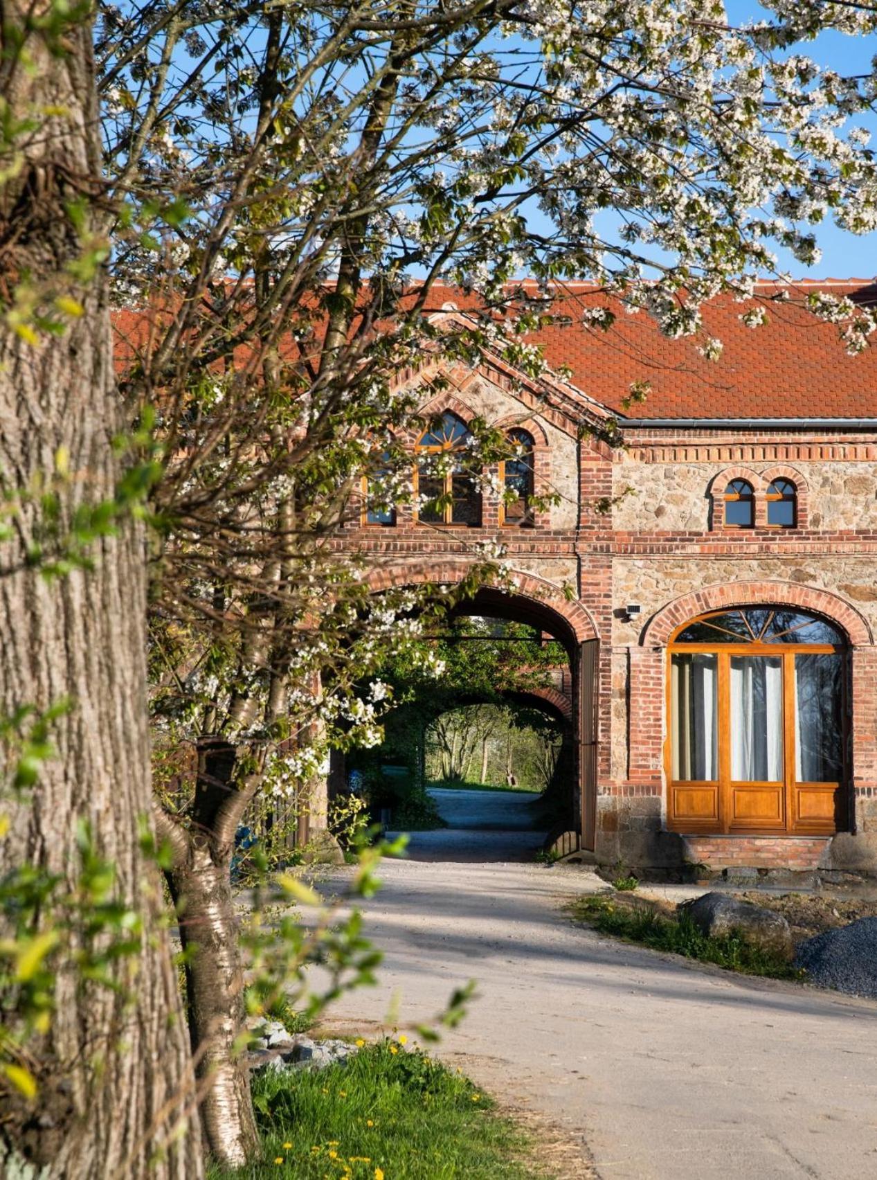 Historisches Rittergut Hexenburgbeidresden Naehe Saechsische Schweiz, Dresden - Mit Badeteich Grossharthau Exterior foto